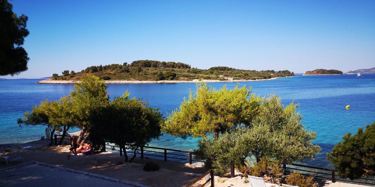 Apartment Okrug Gornji - Trogir With Sea View Exterior photo