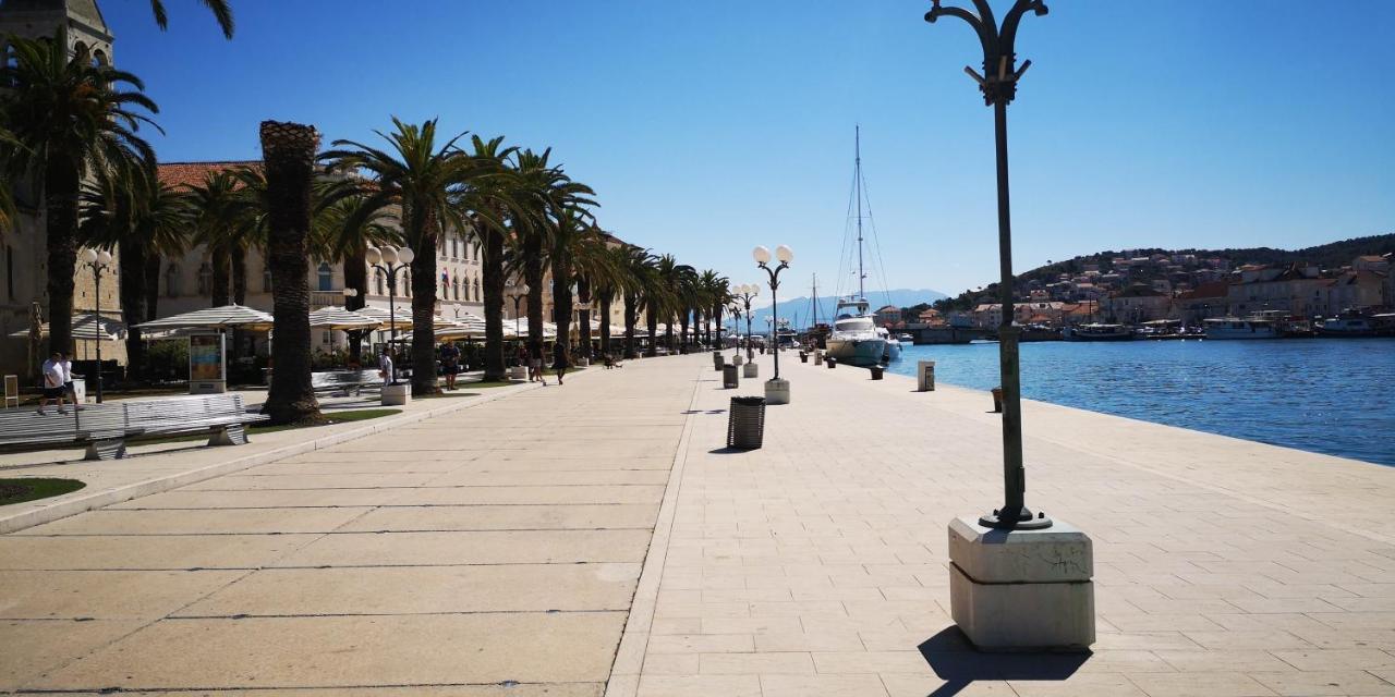 Apartment Okrug Gornji - Trogir With Sea View Exterior photo