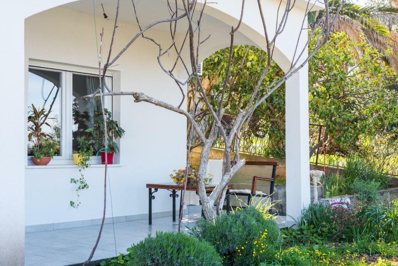 Apartment Okrug Gornji - Trogir With Sea View Exterior photo